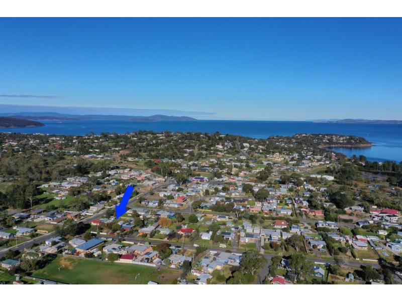 4 Seventh Avenue, Dodges Ferry TAS 7173