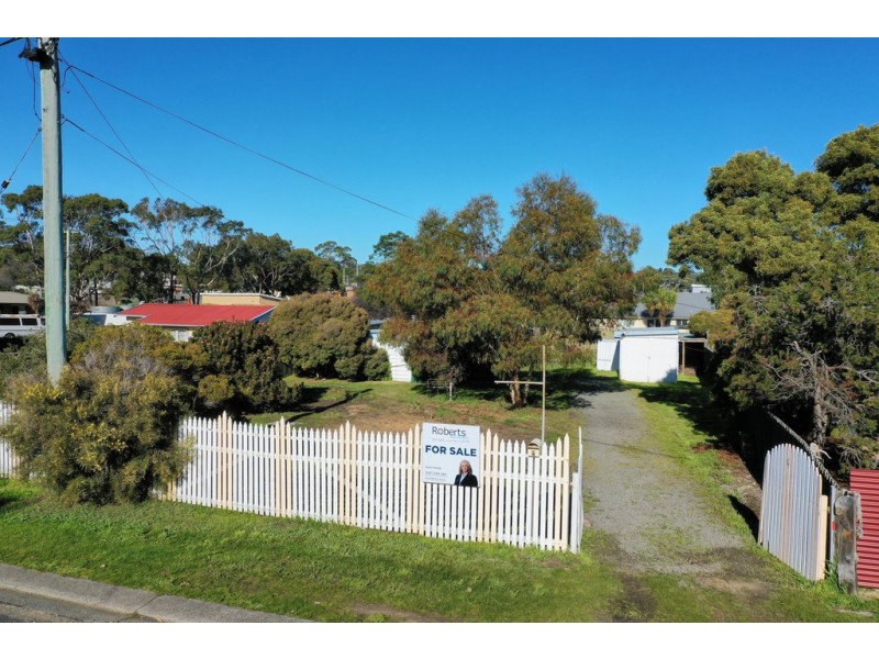 4 Seventh Avenue, Dodges Ferry TAS 7173