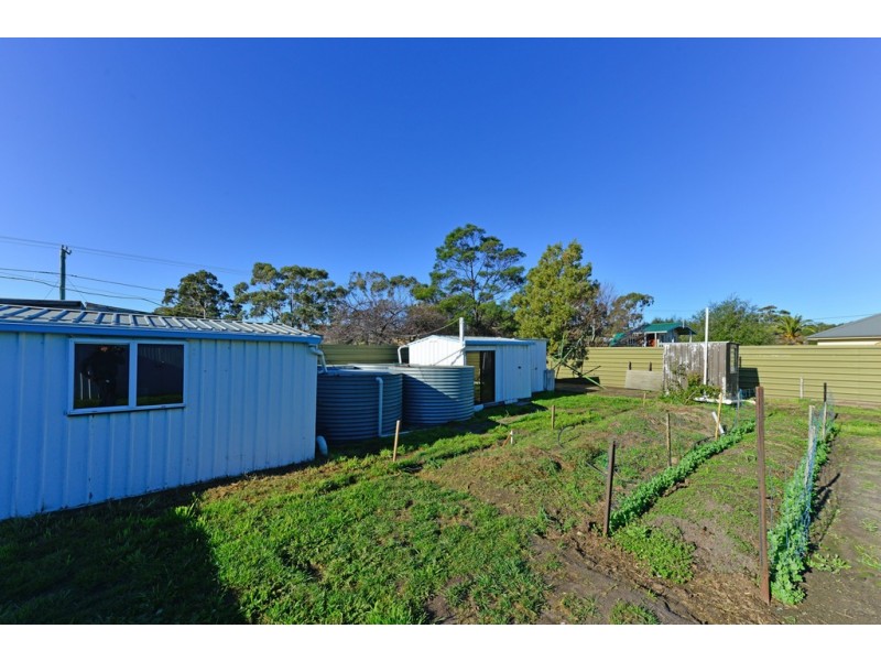 4 Seventh Avenue, Dodges Ferry TAS 7173