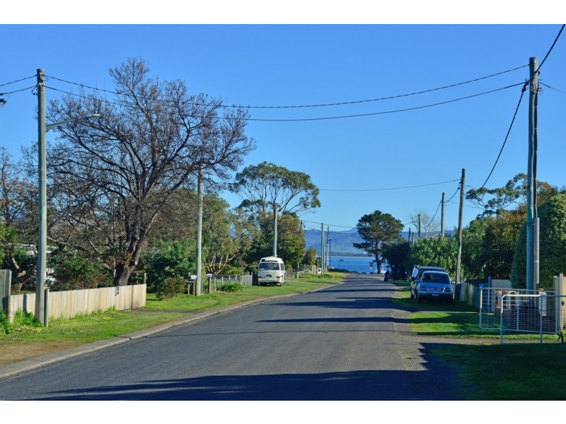 4 Seventh Avenue, Dodges Ferry TAS 7173