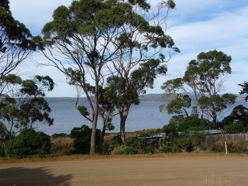 4 Craigs Hill Road, Boomer Bay TAS 7177