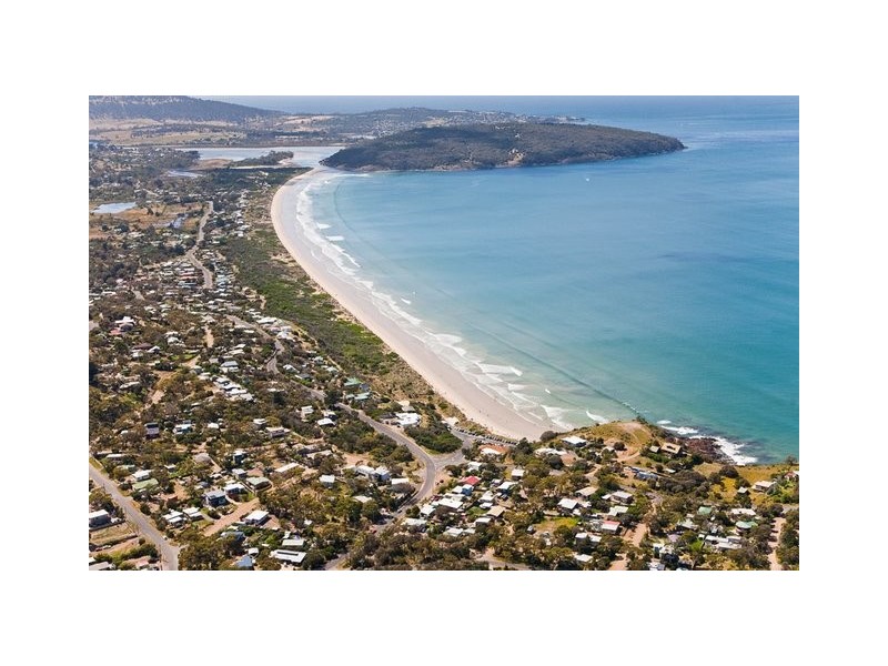 1 Park Beach Road, Dodges Ferry TAS 7173