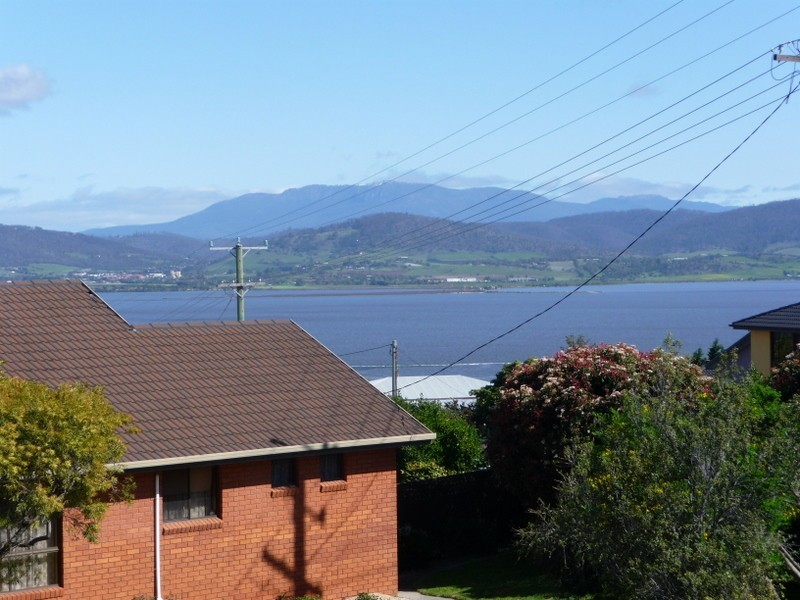 17 Bay Road, Midway Point TAS 7171
