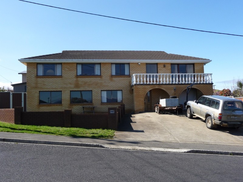 17 Bay Road, Midway Point TAS 7171