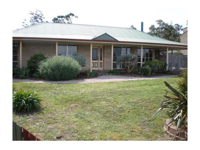 16 Lloyd Street, Carlton TAS 7173