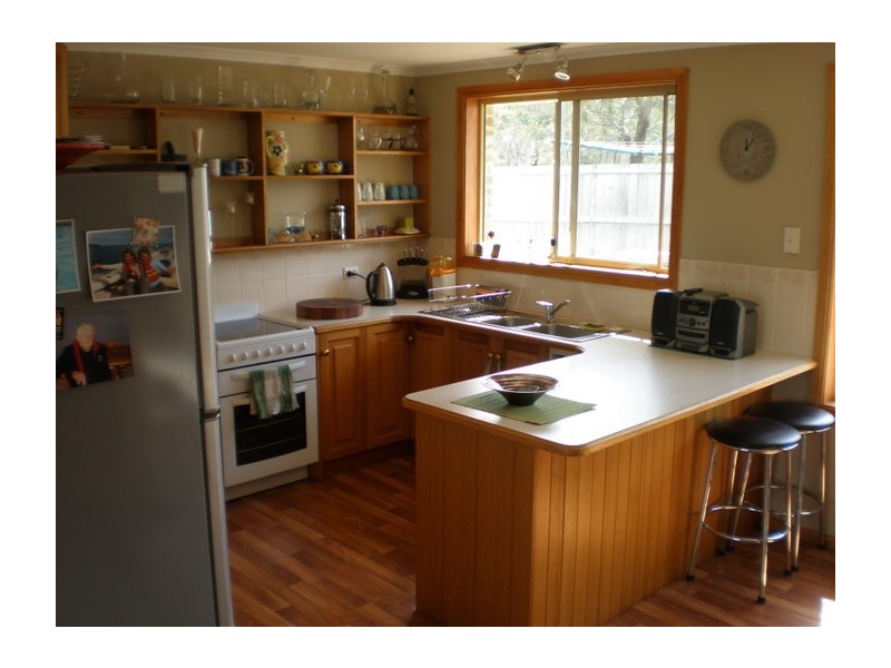 16 Lloyd Street, Carlton TAS 7173
