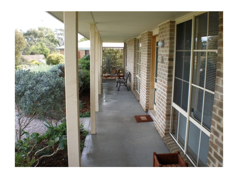 16 Lloyd Street, Carlton TAS 7173