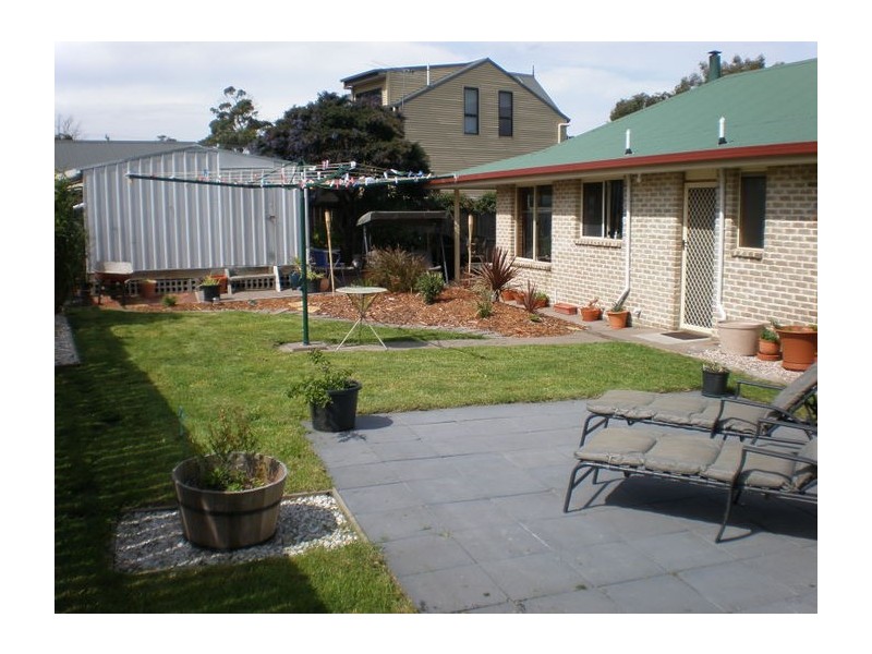 16 Lloyd Street, Carlton TAS 7173