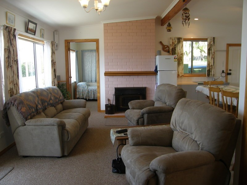 407 White Beach Road, White Beach TAS 7184