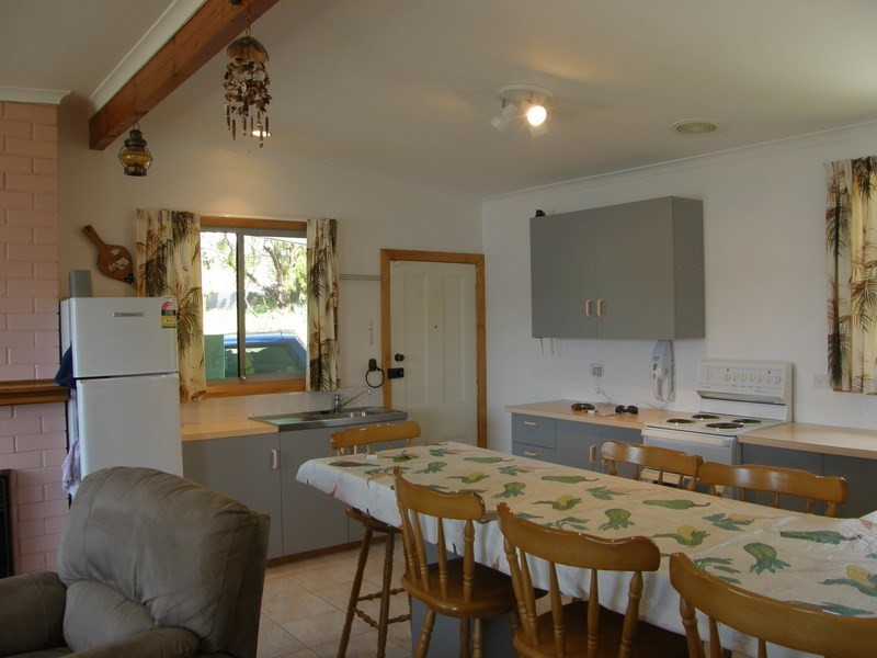 407 White Beach Road, White Beach TAS 7184