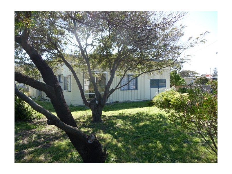 222 Carlton Beach Road, Dodges Ferry TAS 7173