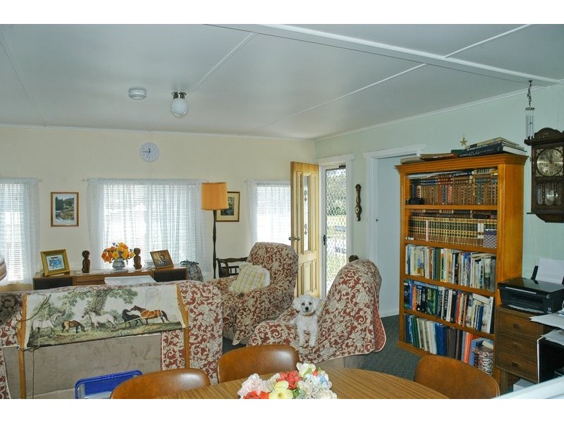 2 Jetty Road, Dodges Ferry TAS 7173