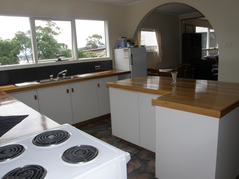 17 Erica Street, Primrose Sands TAS 7173