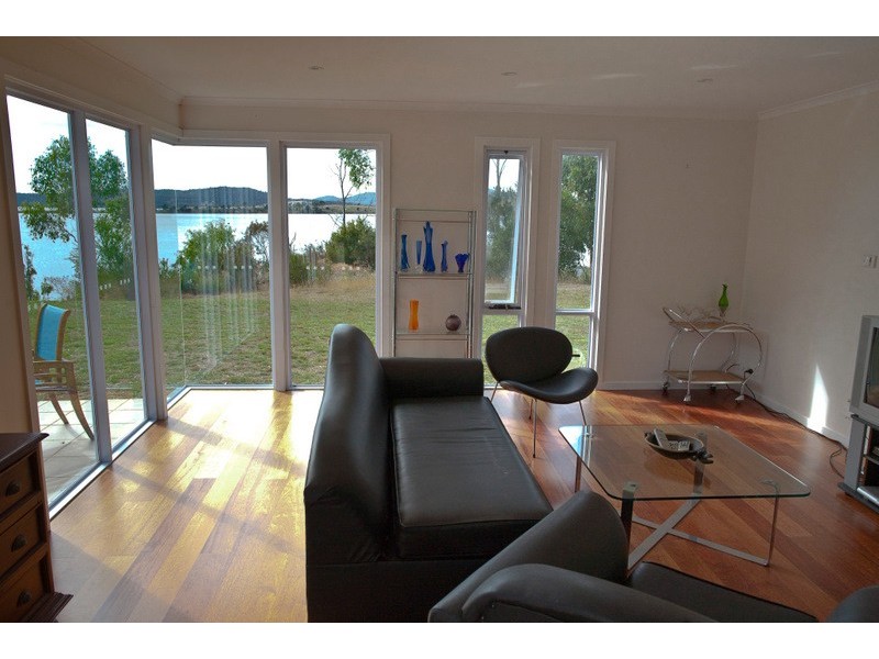 106 Bay Road, Boomer Bay TAS 7177