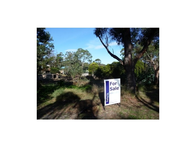 11 Gully Road, Dodges Ferry TAS 7173