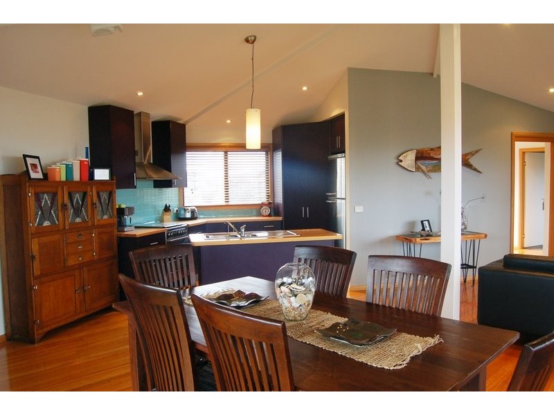 21 North Street, Dodges Ferry TAS 7173