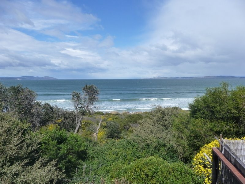 93 Carlton Beach Road, Dodges Ferry TAS 7173