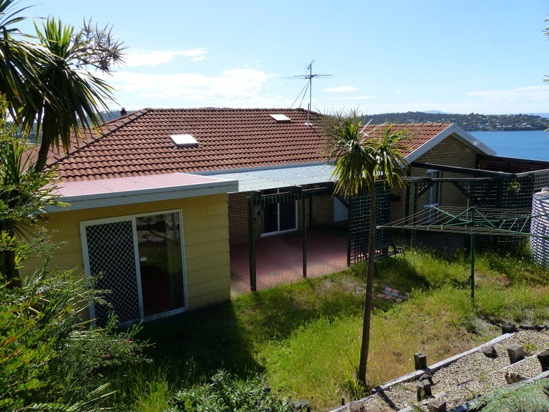 11 Brown Hawk Road, Primrose Sands TAS 7173