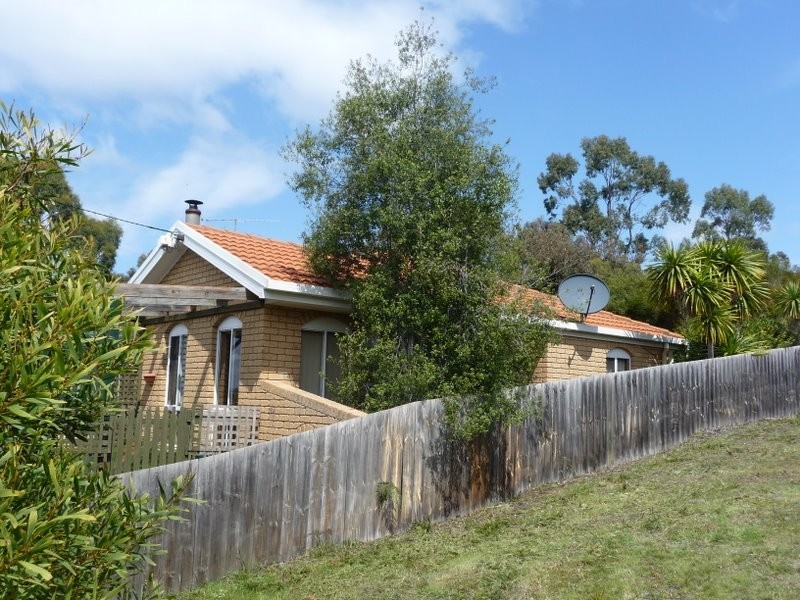 11 Brown Hawk Road, Primrose Sands TAS 7173