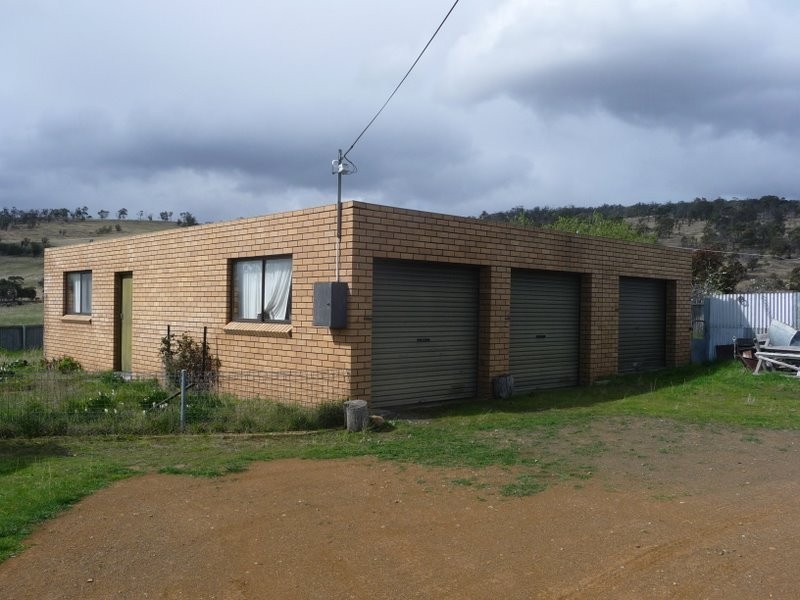 318 White Kangaroo Road, Campania TAS 7026