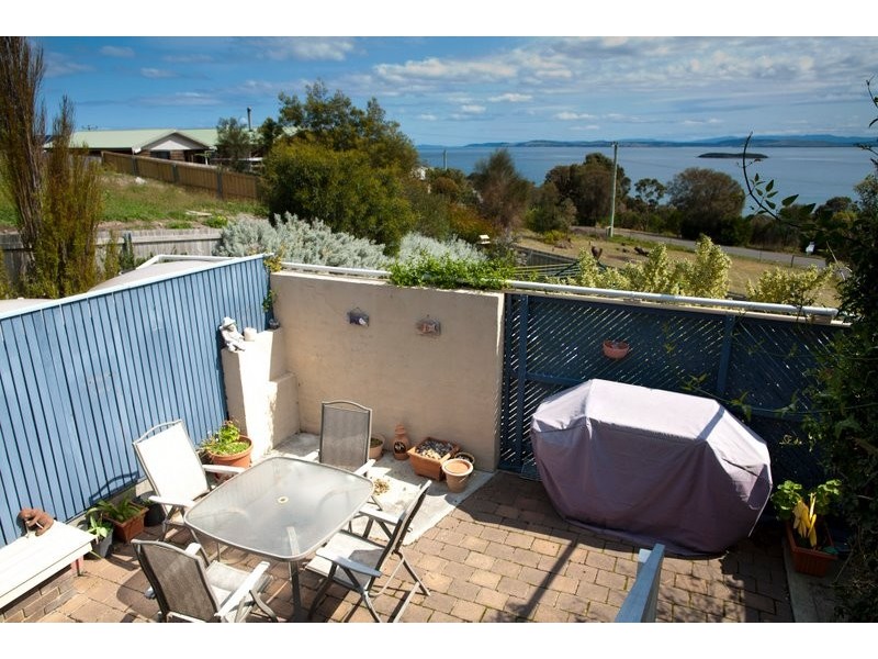 25 Robinia Street, Primrose Sands TAS 7173