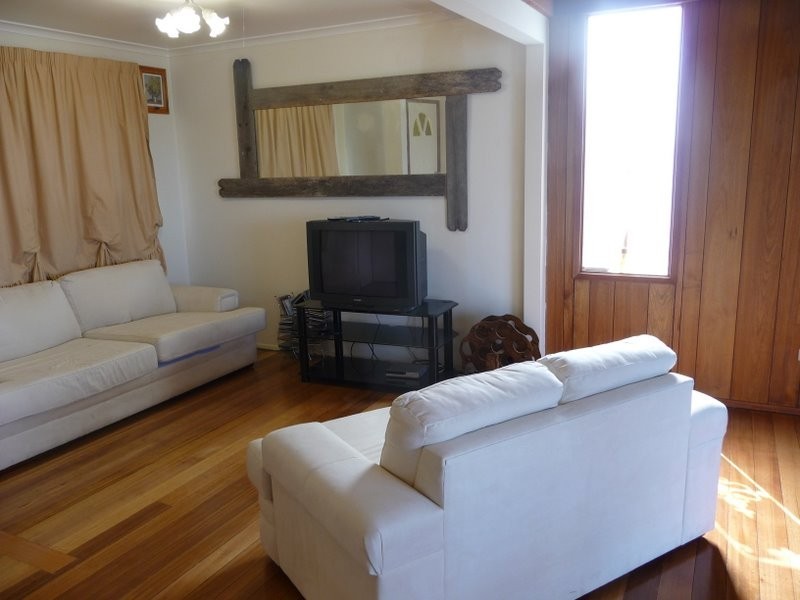 6 East Street, Dodges Ferry TAS 7173