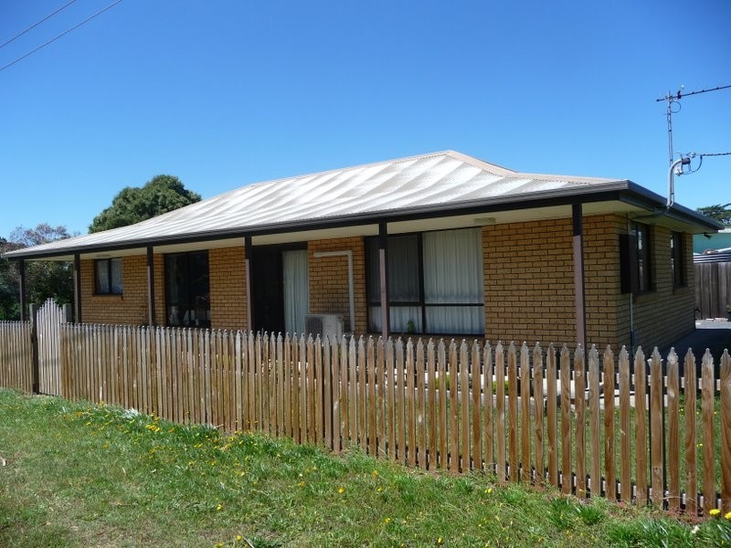 6 Sixth Avenue, Dodges Ferry TAS 7173