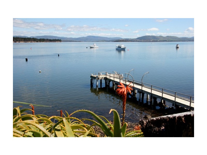 85 Lewisham Scenic Drive, Lewisham TAS 7173