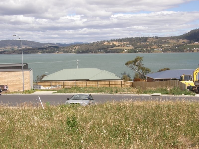 72 Reynolds Road, Midway Point TAS 7171
