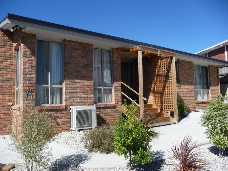 Unit 2/21 Midway Street, Midway Point TAS 7171