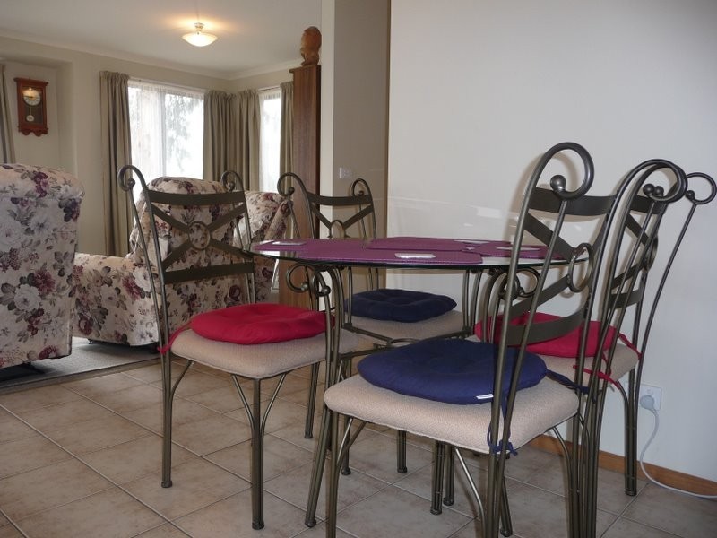 Unit 2/21 Midway Street, Midway Point TAS 7171