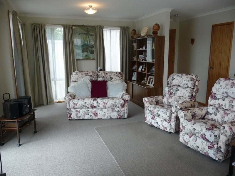 Unit 2/21 Midway Street, Midway Point TAS 7171