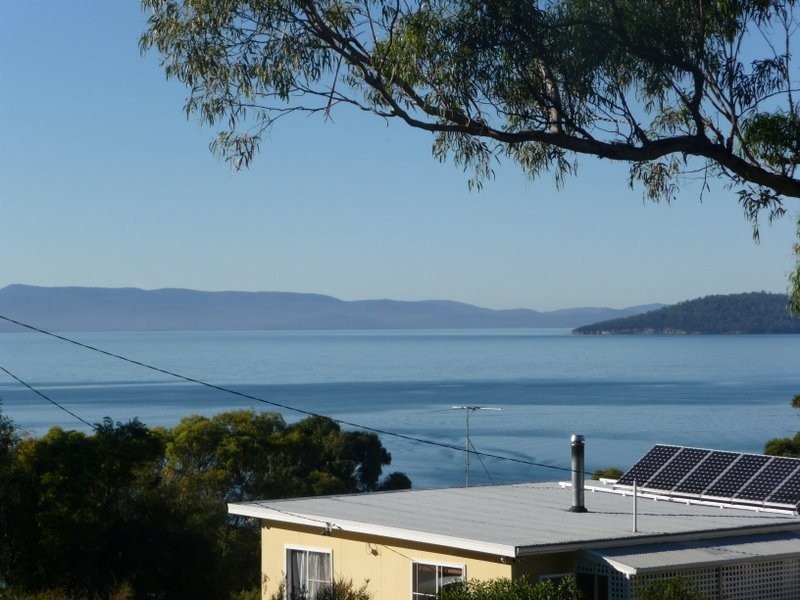 15 Boobyalla Street, Primrose Sands TAS 7173