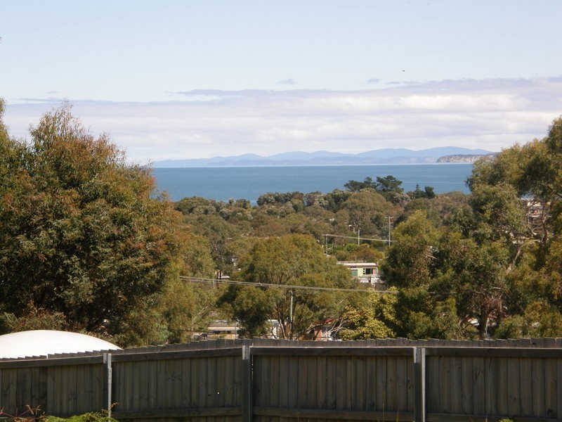 25 Luke Avenue, Carlton TAS 7173