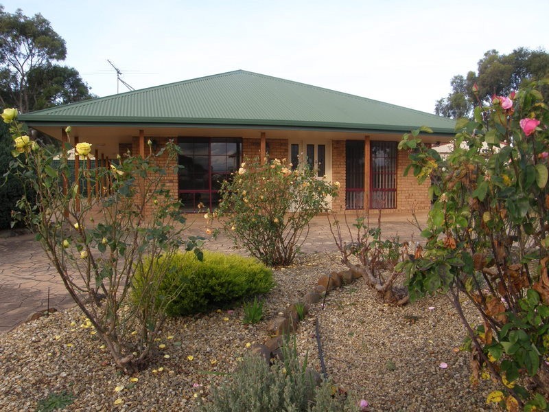 24  Sandy Point Avenue, Dodges Ferry TAS 7173