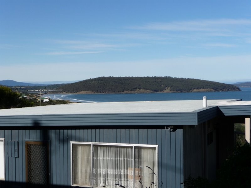 8 East Street, Dodges Ferry TAS 7173