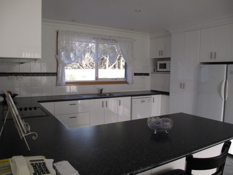 75 Carlton River Road, Dodges Ferry TAS 7173