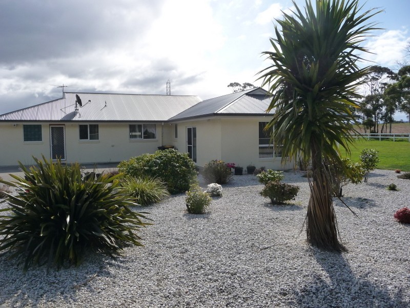 75 Carlton River Road, Dodges Ferry TAS 7173