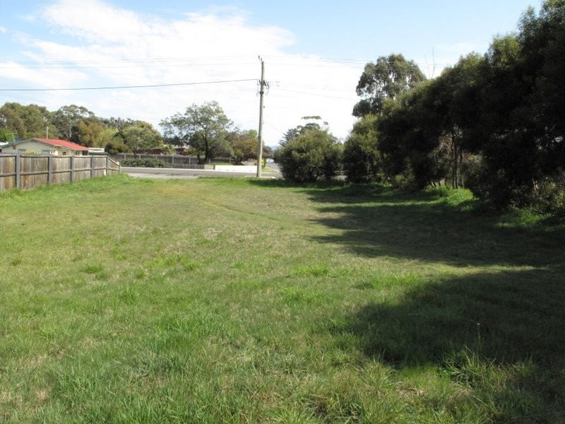 38 Carlton Beach Road, Dodges Ferry TAS 7173