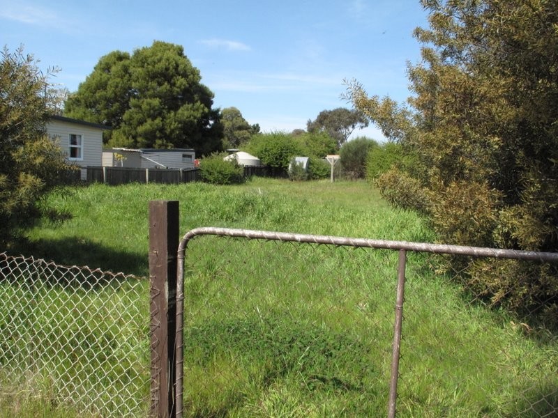 8 Ninth Avenue, Dodges Ferry TAS 7173