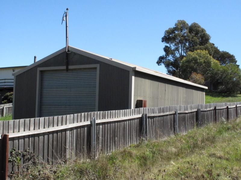 52 Erle Street, Carlton River TAS 7173