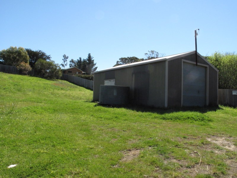 52 Erle Street, Carlton River TAS 7173