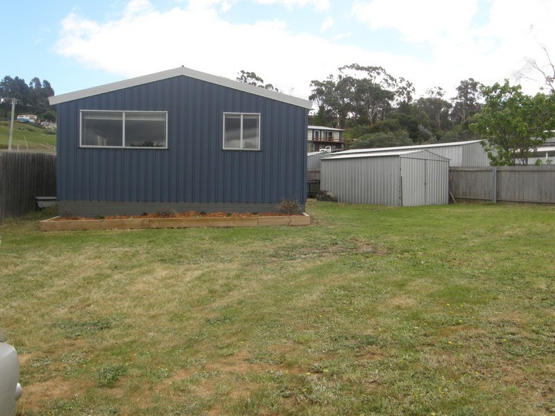 19 Oak Street, Primrose Sands TAS 7173