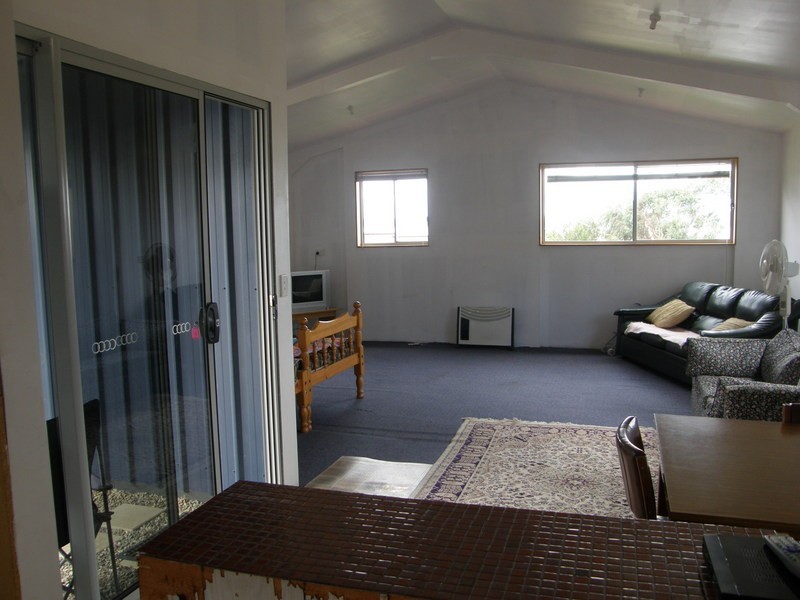 19 Oak Street, Primrose Sands TAS 7173