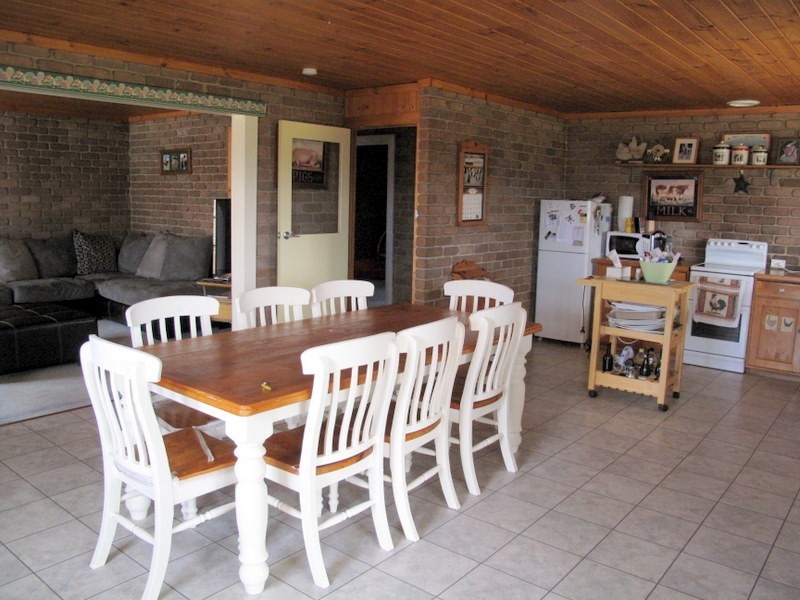 182 Shark Point Road, Penna TAS 7171