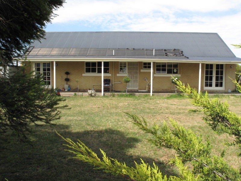 182 Shark Point Road, Penna TAS 7171