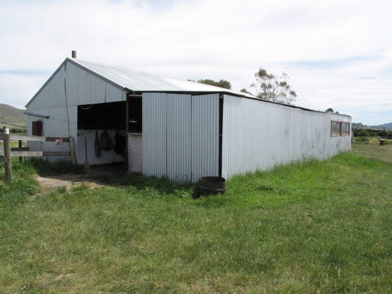 182 Shark Point Road, Penna TAS 7171