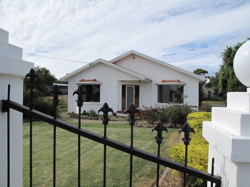 30 Jetty Road, Dodges Ferry TAS 7173