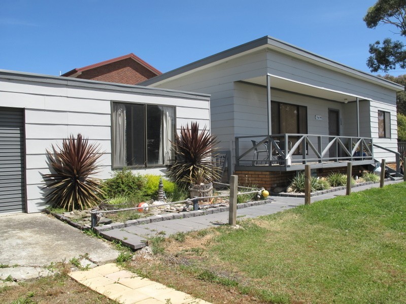 21 Pargonee Street, Dodges Ferry TAS 7173