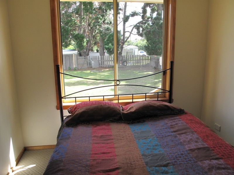 9 Eighth Avenue, Dodges Ferry TAS 7173